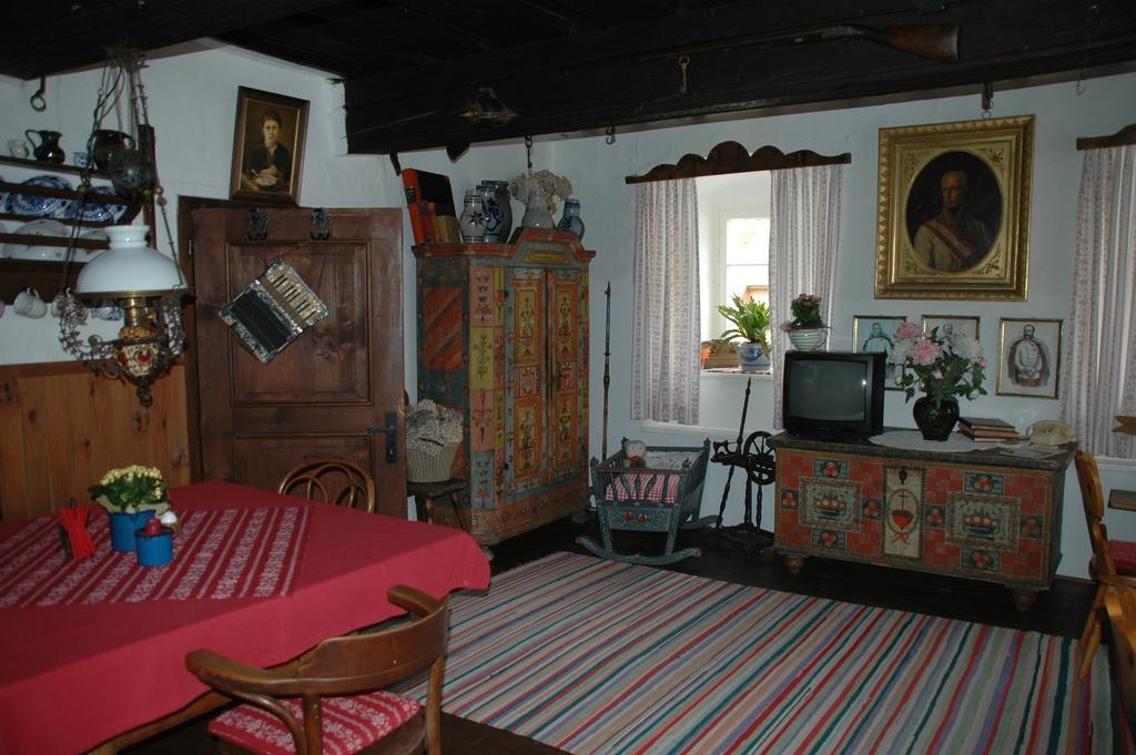 Отель Romantikhaus Hufschmiede Энгельхартсцелль Экстерьер фото