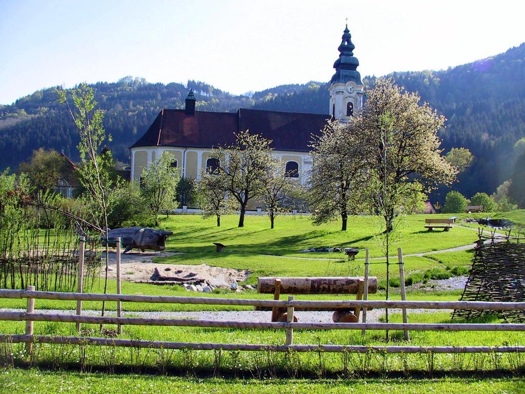 Отель Romantikhaus Hufschmiede Энгельхартсцелль Экстерьер фото